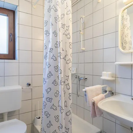 Koraca 3* بوريتش